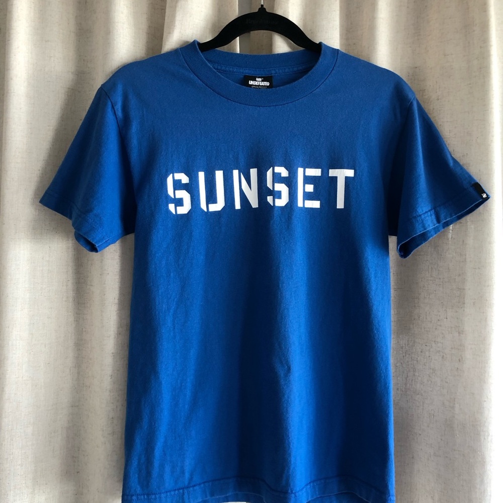 Undefeated Blue 'SUNSET' Graphic Tee